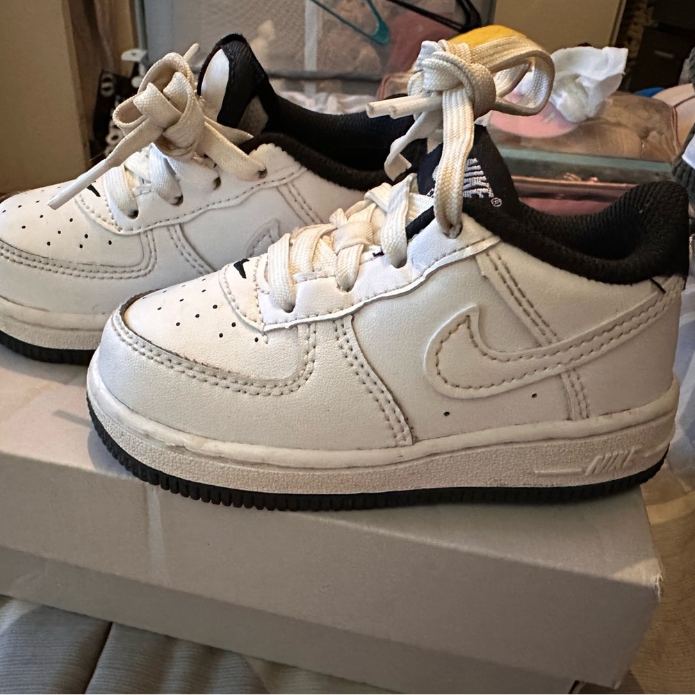 Baby Force 1 Nike shoes